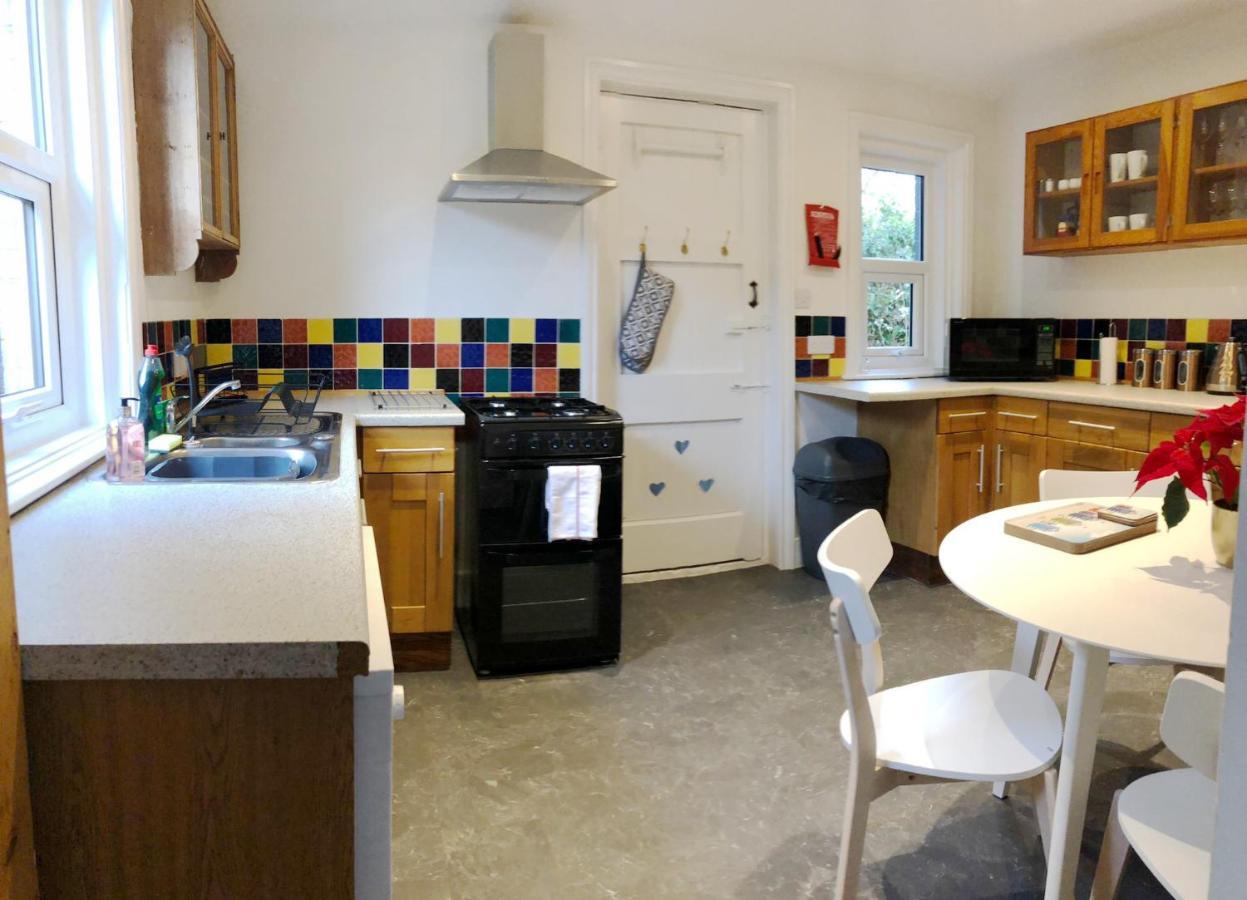 Summer Breeze. 3-Bed Apartment Close To The Beach Bournemouth Luaran gambar