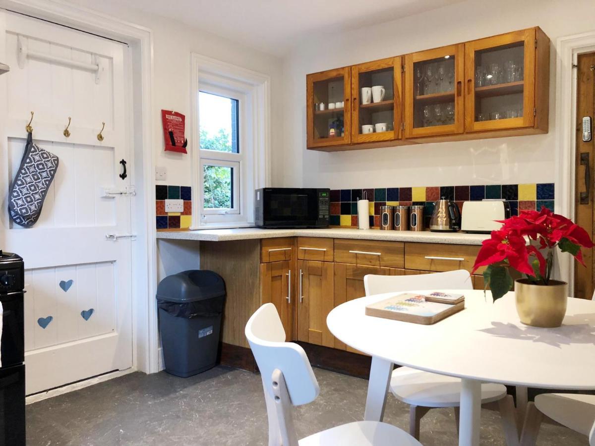 Summer Breeze. 3-Bed Apartment Close To The Beach Bournemouth Luaran gambar