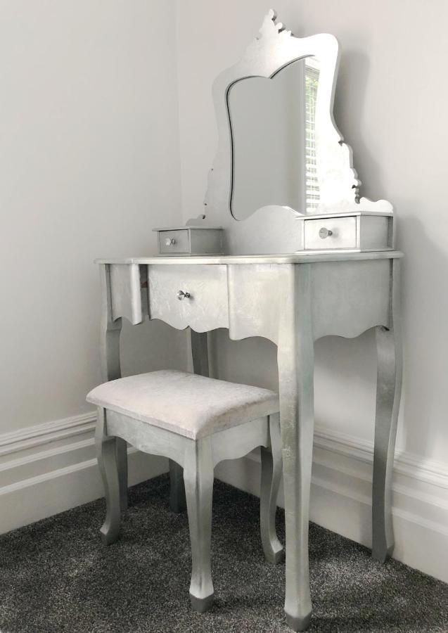 Summer Breeze. 3-Bed Apartment Close To The Beach Bournemouth Luaran gambar
